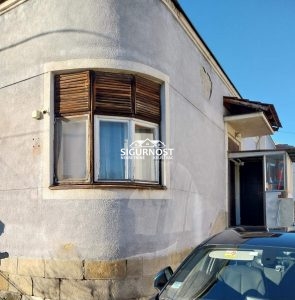 IMG-5a1f393141f25560a49c005351a7351b-V